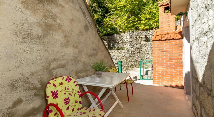 Apartment Old Stone House Lokva Rogoznica Rum bild